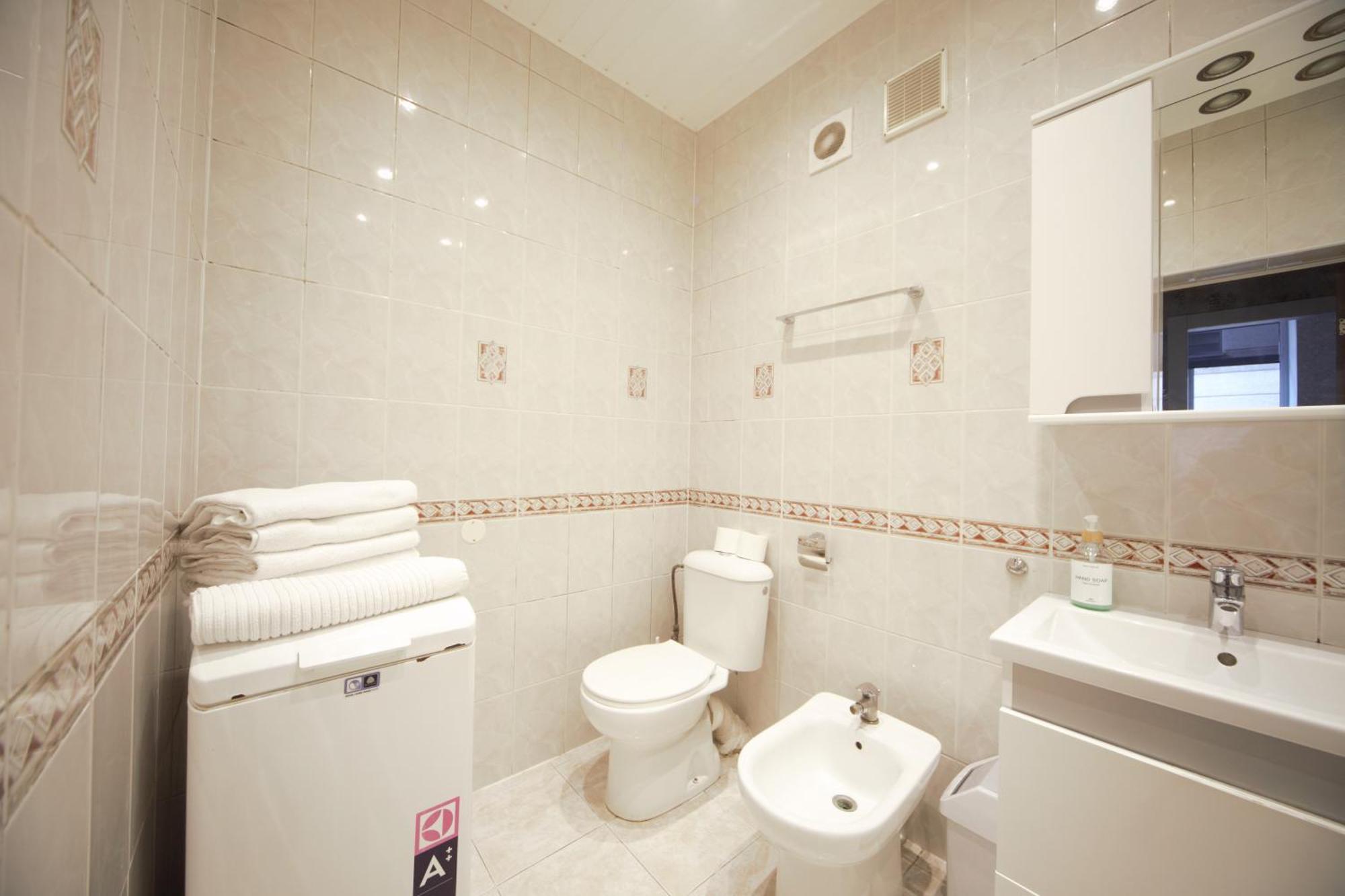 Three Bedroom Apartment Old Town รีกา ภายนอก รูปภาพ